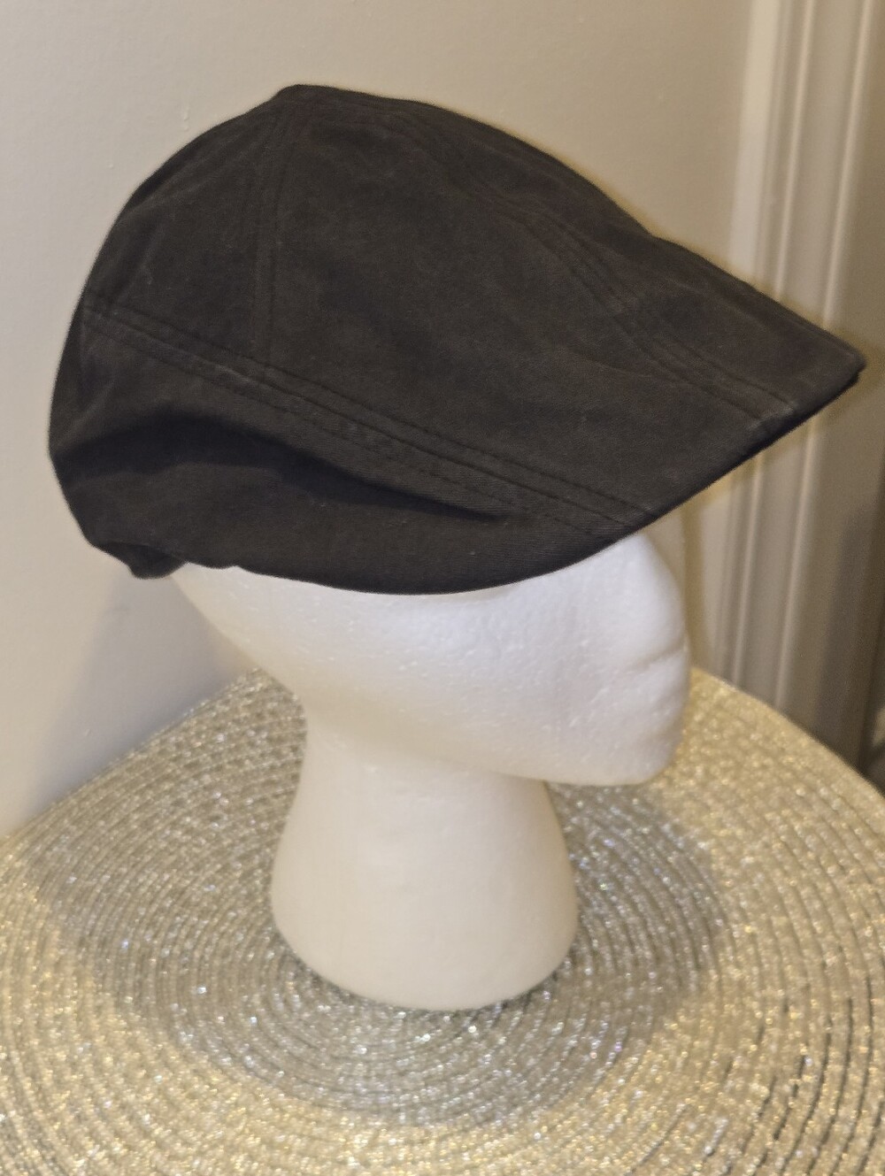 ​OLÉ Headwear Black Cotton Twill Flat Ivy Cap Adjustable Driving Hat (O/S)